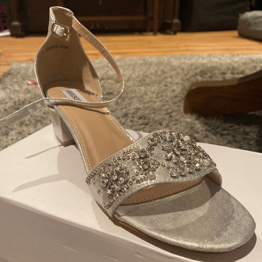 Shesole chunky low heal strap- sliver